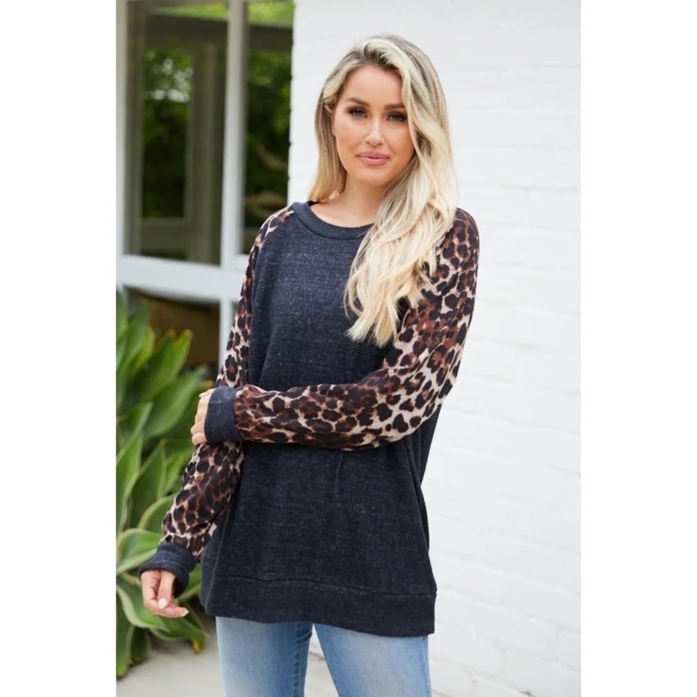 PLUS Animal Print Raglan Sleeve Top NEW